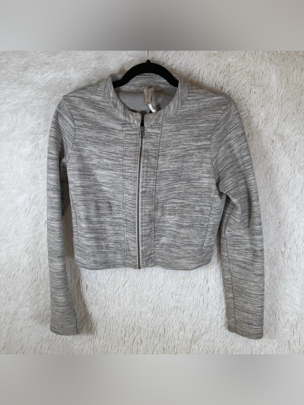 Fabletics Heather Gray Cropped Zip Jacket